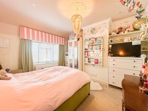 Photo 5- click for photo gallery